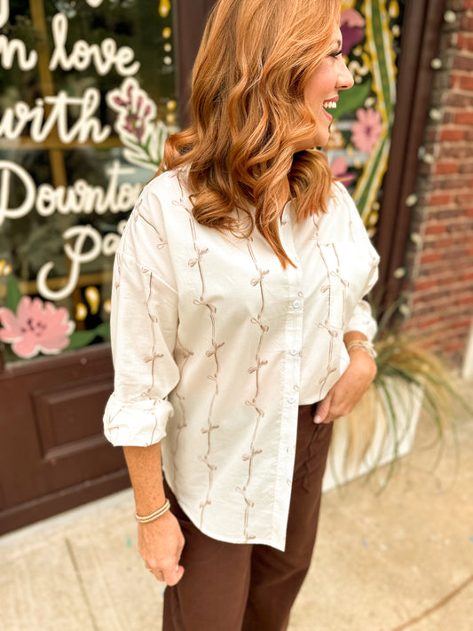 Women's Bow Patterned Button Down Beige / Cream