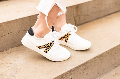 MIA Girls Courtnee Sneaker Leopard